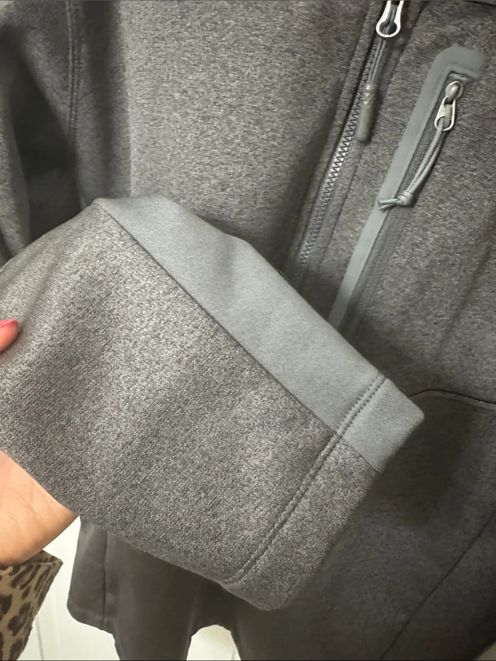 The North Face Men's Charcoal Gray Half-Zip Pullover